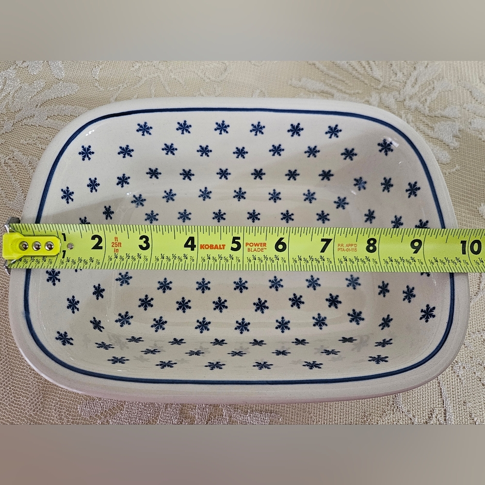 Boleslawiec Polish Pottery Oblong Serving Dish with Snowflakes & Pine Trees - Picture 4 of 9